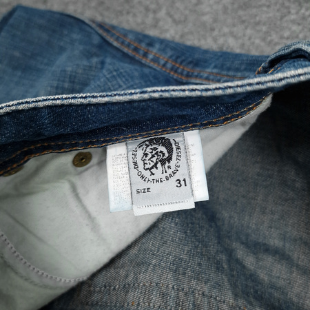 Spodnie jeansowe Diesel drzwony