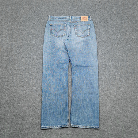 Spodnie jeansowe Levis 751