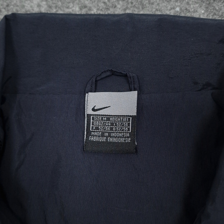 Kurtka wiatrówka Nike