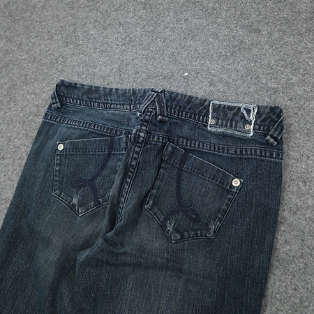 Spodnie jeansowe Drzwony