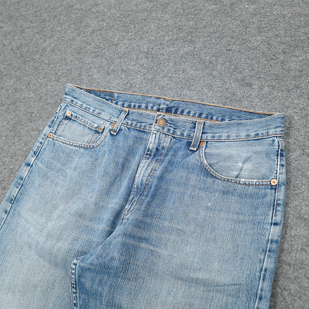 Spodnie jeansowe Levis 751