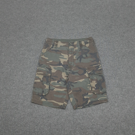 Spodenki cargo camo