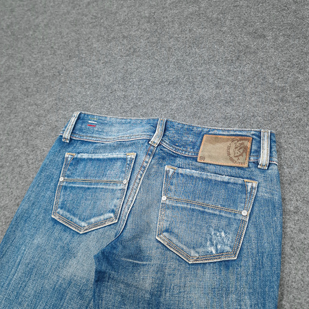 Spodnie jeansowe Diesel Reckfly