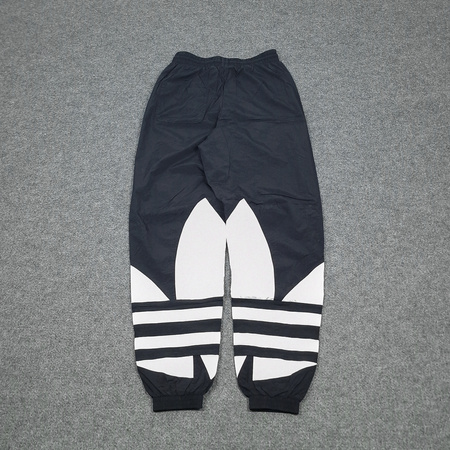 Spodnie dresowe Adidas