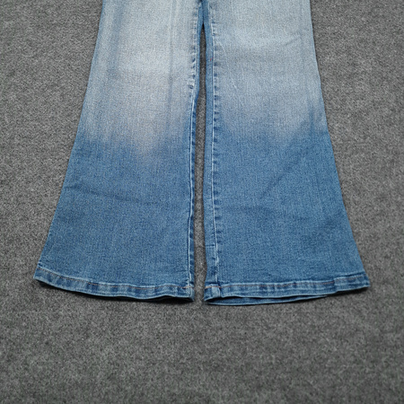 Spodnie jeansowe Drzwony