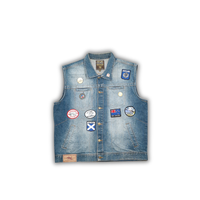 Kamizelka z przypinkami