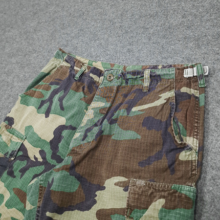 Spodenki cargo militarne